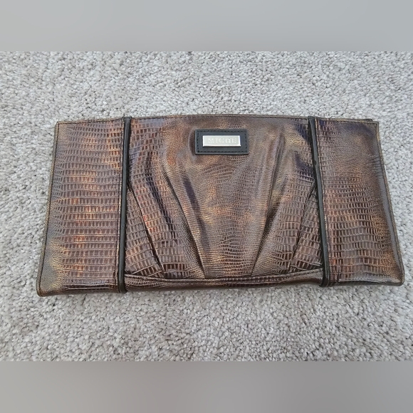 Miche Handbag Base & 6 Shells Collection - Picture 3 of 7